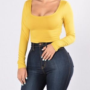 Fashion nova crop top